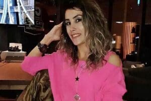 İstanbul'da 30 yaşındaki Elif G&uuml;neş'i silahla vurarak &ouml;ld&uuml;rd&uuml;ğ&uuml; gerek&ccedil;esiyle aranan