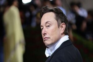 Elon Musk, Wall Street Journal'da yer alan Google'ın kurucularından Sergey