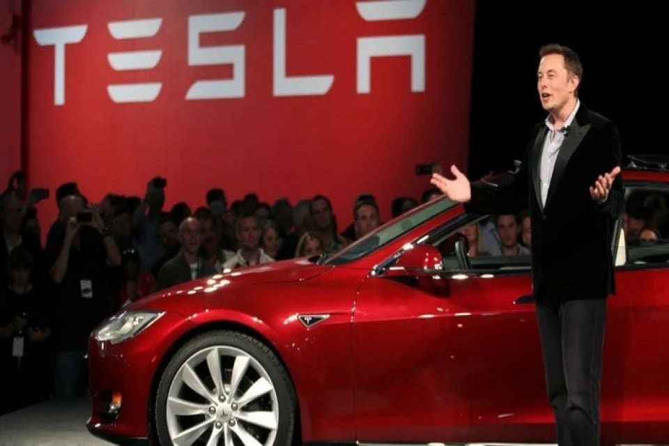 Elektrikli otomobil &uuml;reticisi Tesla'nın &Uuml;st Y&ouml;neticisi (CEO) Elon Musk, 2018'de