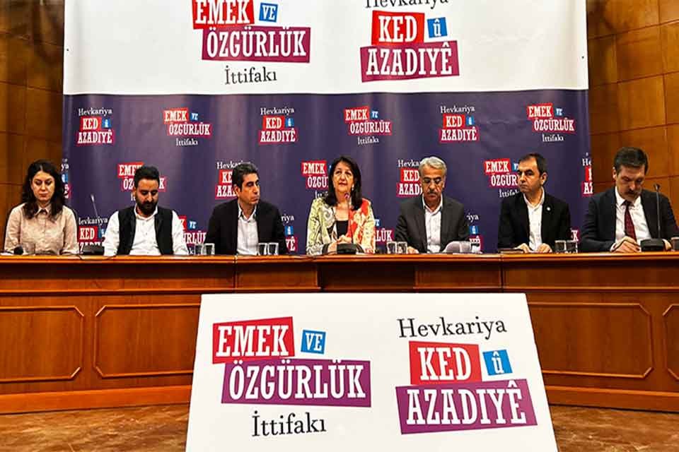 Halkların Demokratik Partisi'nin (HDP) de yer aladığı Emek ve Özgürlük