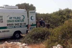 Aydın'ın Didim il&ccedil;esinde, makilik alanda&nbsp;emekli astsubay Hasan T.&nbsp;(65) ile hemşire
