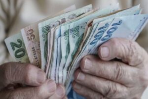 Ekim ayı enflasyonunun a&ccedil;ıklanmasıyla birlikte memur, memur emeklisi, SSK ve