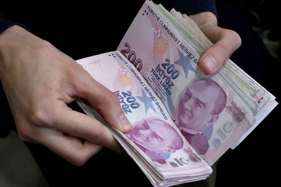 &Ccedil;alışma ve Sosyal G&uuml;venlik Bakanı Vedat Bilgin, ge&ccedil;tiğimiz g&uuml;nlerde s&ouml;zleşmeliye