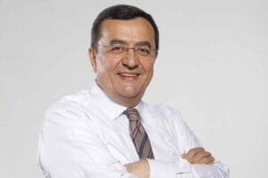 T&uuml;rkiye'nin En Başarılı İl&ccedil;e Belediyeleri 2022 anketi a&ccedil;ıklandı. PİAR Araştırma