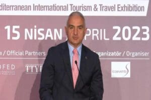 K&uuml;lt&uuml;r ve Turizm Bakanı Mehmet Nuri Ersoy, Uluslararası Doğu Akdeniz