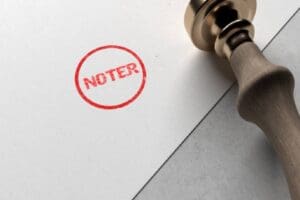 Resmi Gazete'de yayımlanan tarifeye g&ouml;re, noterlik &uuml;cret tarifesinde y&uuml;zde 100