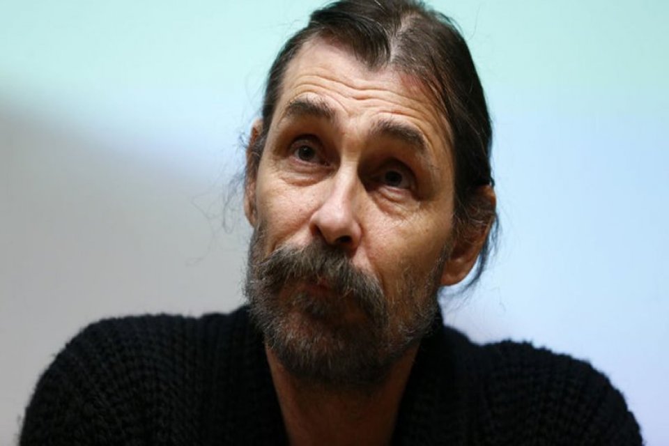 Tiyatro sanat&ccedil;ısı ve oyuncu Erdal Beşik&ccedil;ioğlu'nun babası Bahattin Beşik&ccedil;ioğlu yaşamını