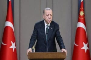 Cumhurbaşkanı Erdoğan, Rusya'nın Ukrayna'nın g&uuml;neyindeki Herson'dan &ccedil;ekilme kararını olumlu bulduğunu