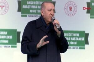 Giresun'da toplu a&ccedil;ılış t&ouml;reninde &ouml;nemli a&ccedil;ıklamalarda bulunan Cumhurbaşkanı Erdoğan, "Sel