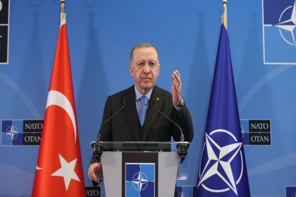 Cumhurbaşkanı Recep Tayyip Erdoğan, g&uuml;ndeme ilişkin a&ccedil;ıklamalarda bulundu. İsve&ccedil; ve