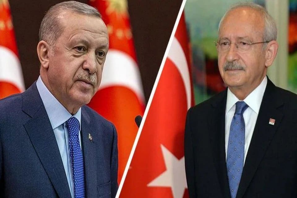 Cumhurbaşkanı Erdoğan, kendisine &ldquo;Sen ekonomist değil, olsan olsan 5&rsquo;li &ccedil;etenin