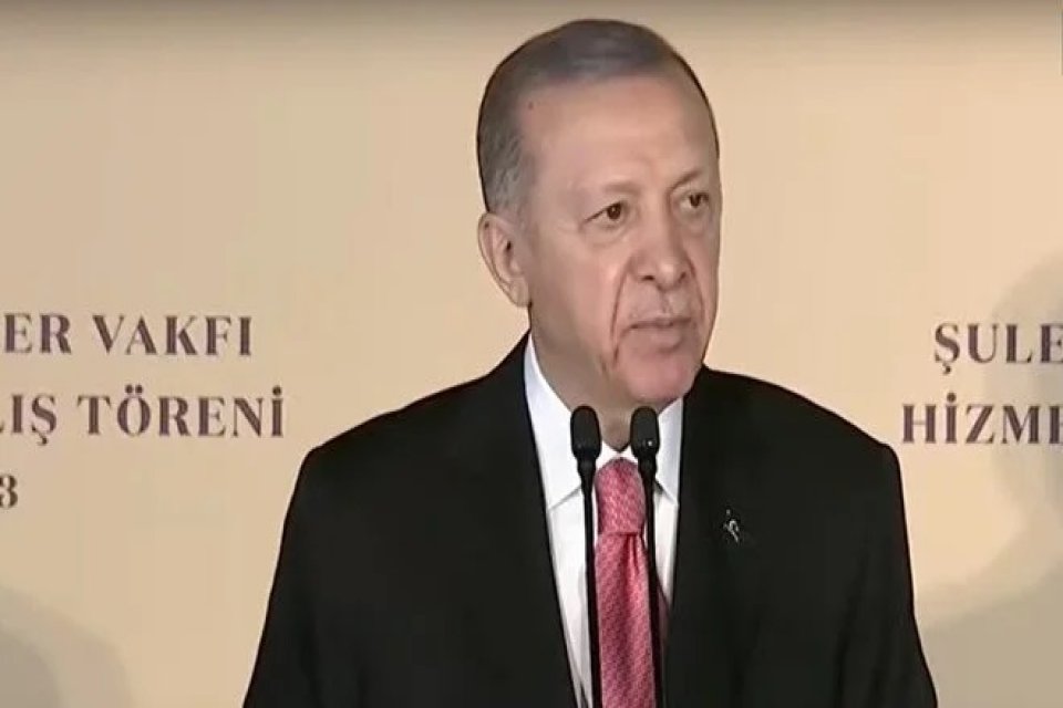 Cumhurbaşkanı Erdoğan, anayasa değişikliğiyle ilgili randevu talebini geri &ccedil;eviren muhalefeti