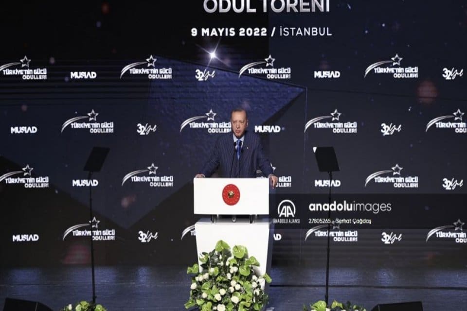 Cumhurbaşkanı Recep Tayyip Erdoğan, M&Uuml;SİAD'ın 32. kuruluş yıld&ouml;n&uuml;m&uuml; t&ouml;reninde konuşuyor.