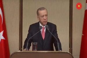Cumhurbaşkanı Erdoğan, İl&ccedil;e M&uuml;ft&uuml;leri İstişare Toplantısı&rsquo;nda yaptığı a&ccedil;ıklamada yeni Anayasa