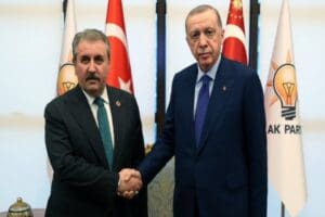 Cumhurbaşkanı Erdoğan, B&uuml;y&uuml;k Birlik Partisi Genel Başkanı Mustafa Destici ile