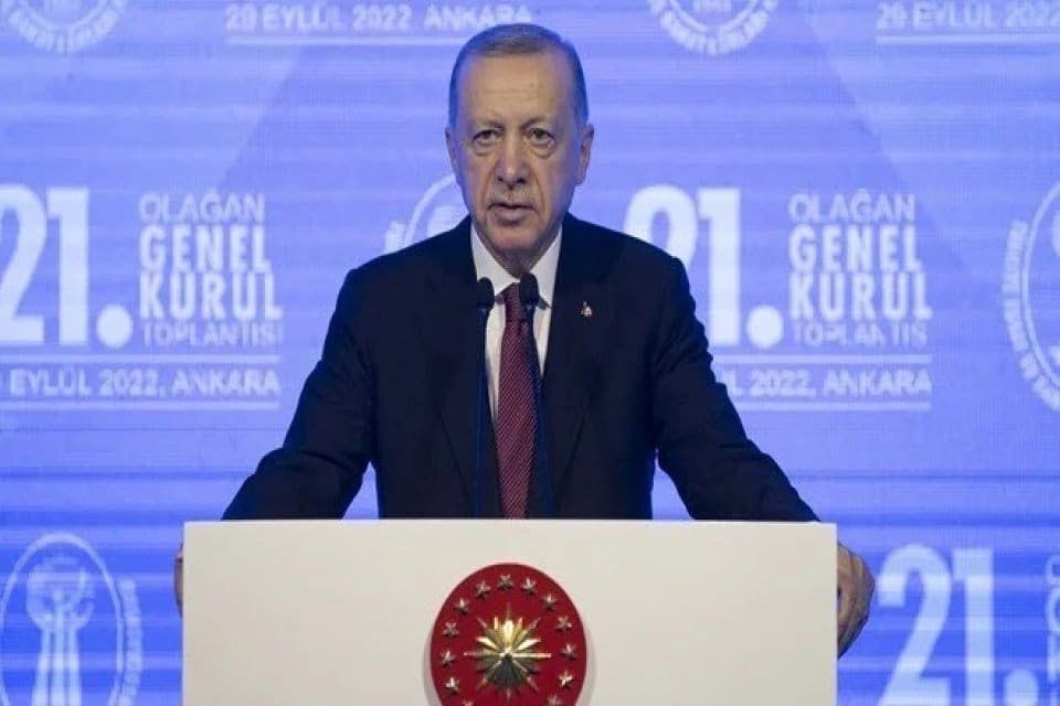 TESK Genel Kurulu'nda konuşan Cumhurbaşkanı Erdoğan, ekonomiye ilişkin &ouml;nemli mesajlar