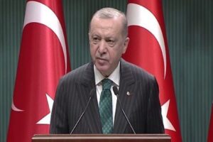 Yakın gelecekte akıllı otonom ara&ccedil; teknolojilerinin yaygın şekilde kullanılabileceği s&ouml;yleyen