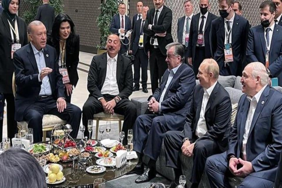 &Ouml;zbekistan ziyaretinin ardından gazetecilerin sorularını yanıtlayan Cumhurbaşkanı Erdoğan, Şanghay İşbirliği