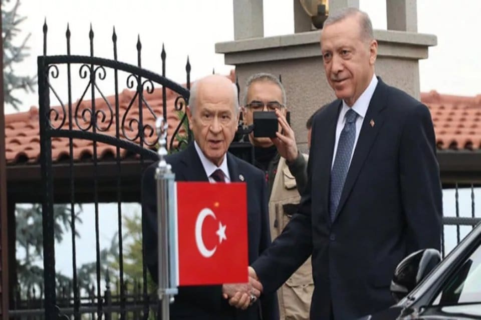 Cumhurbaşkanı Recep Tayyip Erdoğan, şu dakikalarda MHP Lideri Devlet Bah&ccedil;eli