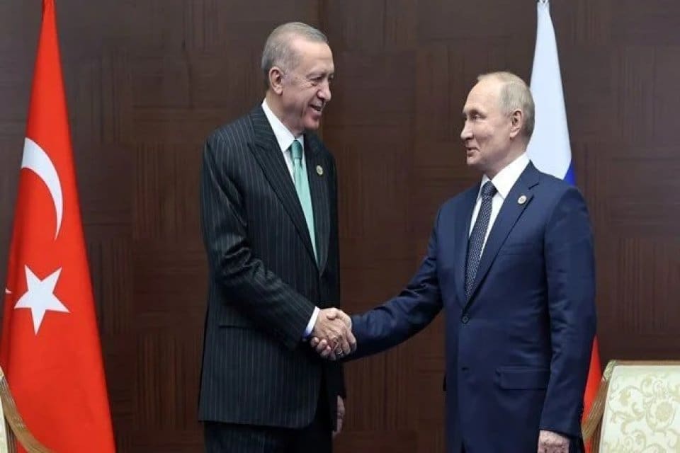 Cumhurbaşkanı Erdoğan, telefonda Rusya lideri Putin ile g&ouml;r&uuml;şt&uuml;. G&ouml;r&uuml;şmede Rusya'nın