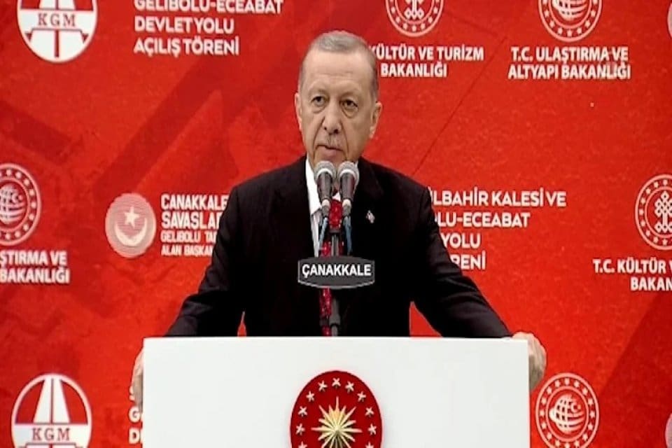 Cumhurbaşkanı Recep Tayyip Erdoğan, Tahıl Koridoru Anlaşması'nın uzatıldığını duyurdu. Erdoğan,