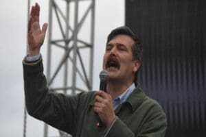 T&uuml;rkiye İş&ccedil;i Partisi (TİP) Genel Başkanı&nbsp;Erkan Baş,&nbsp;İzmir'de G&uuml;ndoğdu Meydanı'ndaki Nevruz