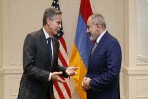 Ermenistan Başbakanı Nikol Paşinyan ve ABD Dışişleri Bakanı, ikili bir