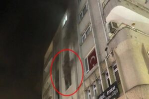 Hatay'da psikolojik sorunları olan Ayhan H. (37), eşi ve 3