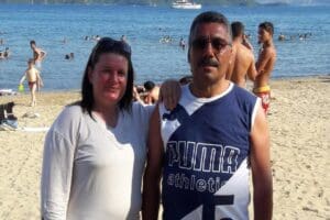 Denizli'nin Pamukkale il&ccedil;esinde tartıştığı eşi Arzu Tutal'ı (48) tabancayla &ouml;ld&uuml;rd&uuml;kten