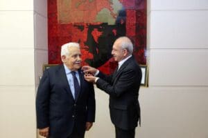 Cumhuriyet Halk Partisi Genel Başkanı Kemal Kılı&ccedil;daroğlu, Parti &Ouml;rg&uuml;t&uuml; ve