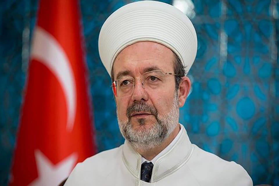 Eski Diyanet İşleri Başkanı Mehmet G&ouml;rmez, dikkat &ccedil;eken a&ccedil;ıklamalarda bulundu.