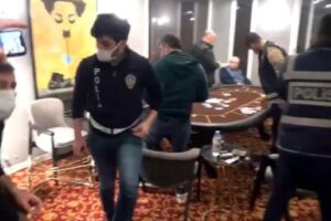 İzmir'in Narlıdere ilçesinde bir dönem konsolosluk binası olarak da kullanılan