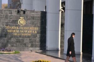 Eski Ziraat Bankası Genel M&uuml;d&uuml;r Yardımcısı Şenol Babuşcu, Merkez Bankası'nın