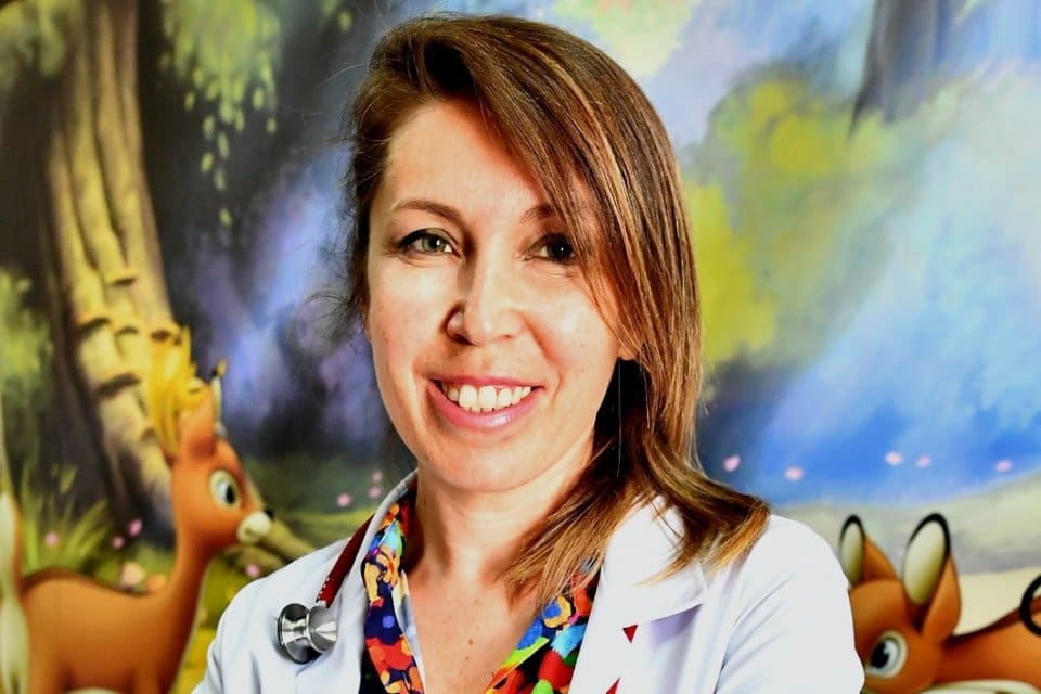 İzmir B&uuml;y&uuml;kşehir Belediyesi Eşrefpaşa Hastanesi &Ccedil;ocuk Hastalıkları Uzmanı Dr. Ebru