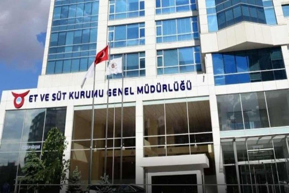 B&uuml;t&ccedil;esinde 520 milyon TL a&ccedil;ık veren Et ve S&uuml;t Kurumu&rsquo;nun