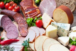 Kasım ayına kadar et ve s&uuml;t &uuml;r&uuml;nlerine en az y&uuml;zde