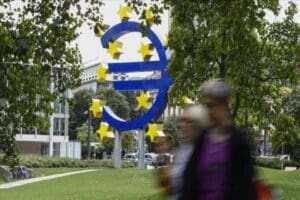 Euro B&ouml;lgesi'nde &Uuml;retici Fiyat Endeksi (&Uuml;FE), enerji fiyatlarındaki artışın etkisiyle