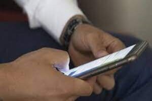 Sabah saatlerinde iPhone kullanıcılarına acil koduyla giden "Evde Kal T&uuml;rkiye"