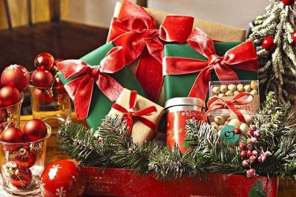 Evde kurulan sofraların masrafı yılbaşı heyecanını g&ouml;lgeliyor. 4 kişilik bir