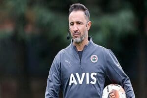 Fenerbah&ccedil;e ile yollarını ayırmasının ardından Everton'la anlaşmanın eşiğinden d&ouml;nen Vitor