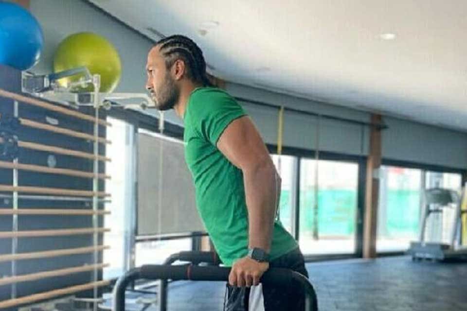 &nbsp;İzmir'in Karşıyaka il&ccedil;esinde, evinde &ouml;l&uuml; bulunan fitness antren&ouml;r&uuml; Batuhan Kerimoğlu'nun