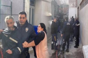 Bursa'da psikolojik sorunları olduğu iddia edilen Ali &Ccedil;, (43), tek