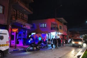 Manisa'da tartıştığı annesi Cemile Karataş'ın (55) boğazını bı&ccedil;akla keserek &ouml;ld&uuml;ren
