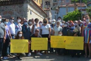 İzmir Bergamalılar&rsquo;a bayram zehir oldu. Tarihi Ulu Cami Mahallesi&rsquo;nde dere