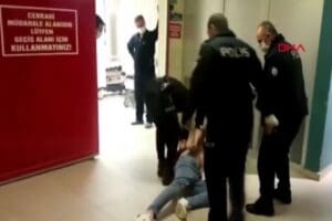 Bursa'da tartışma bahanesiyle evli olduğu kadını s&ouml;zl&uuml; şiddete maruz bırakan