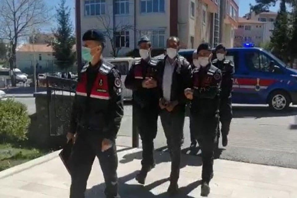 Denizli'de 2 kişiyi evlilik vaadiyle dolandırdığı &ouml;ne s&uuml;r&uuml;len ş&uuml;phelilere y&ouml;nelik