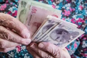 Emeklilikte Yaşa Takılanlara y&ouml;nelik &ccedil;alışmalar s&uuml;rerken; bu kapsamda prim, yaş