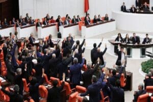 EYT d&uuml;zenlemesi ne zaman &ccedil;ıkacak? EYT d&uuml;zenlemesi TBMM Genel Kurulu'na