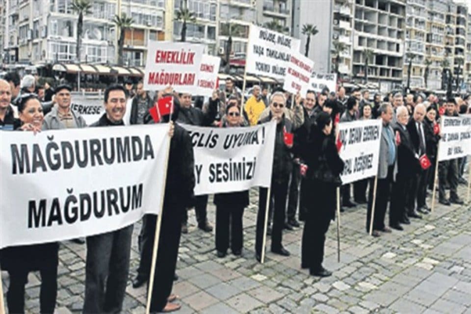 Milyonlarca memur ve memur emeklisinin merakla beklediği 3600 ek g&ouml;sterge