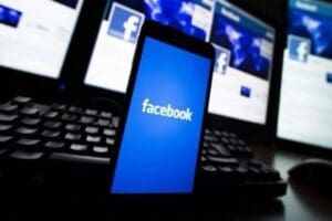 Sosyal medya platformu Facebook&rsquo;un işe alma ve primlerde ırk&ccedil;ı &ouml;nyargıyla